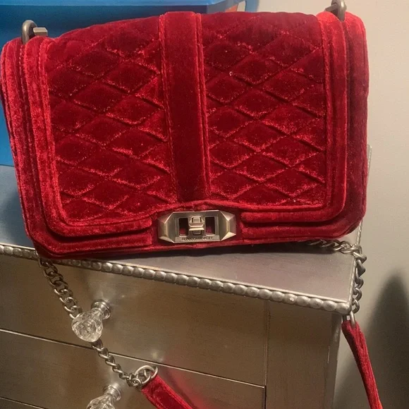 Rebecca Minkoff quilted red velvet cross body bag - Picture 3 of 9
